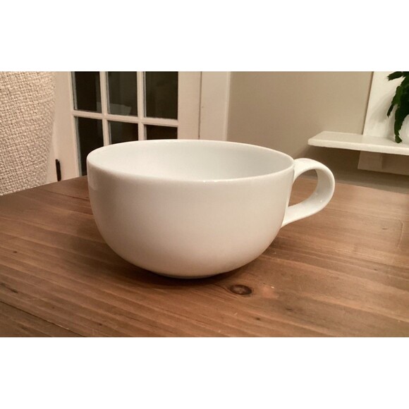 Portmeirion Other - PORTMEIRION CHOICES WHITE FLAT CUP